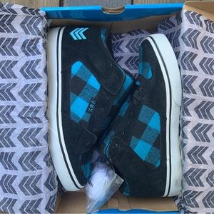 Vox Libre Skate Shoe Size 9